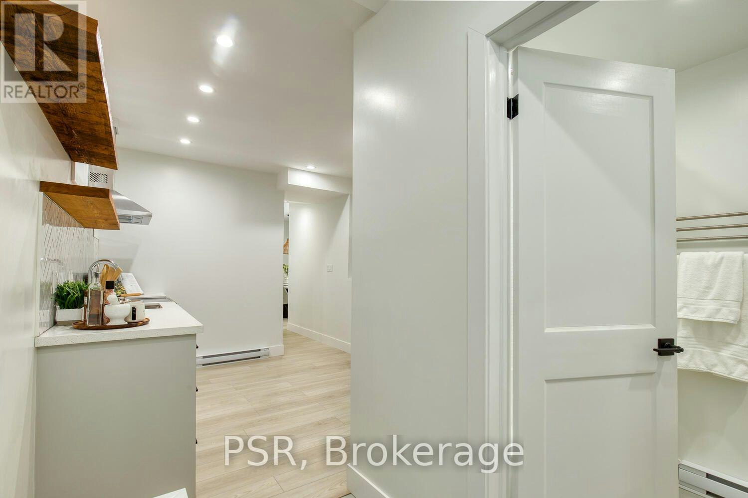 C-51 Dupont Street E, Waterloo, ON, N2J 2G8 - 16