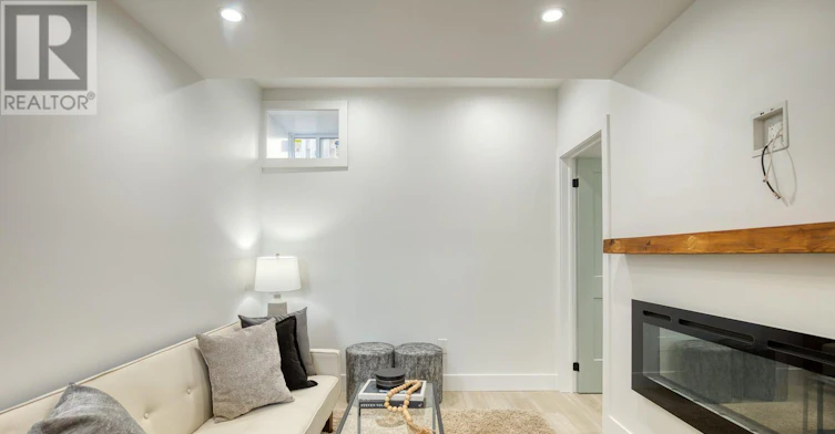 C-51 Dupont Street E, Waterloo, ON, N2J 2G8 - 5