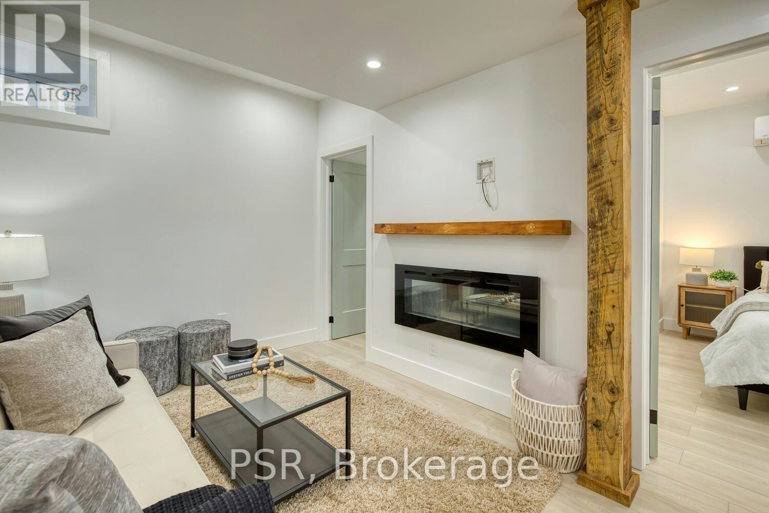 C-51 Dupont Street E, Waterloo, ON, N2J 2G8 - 4