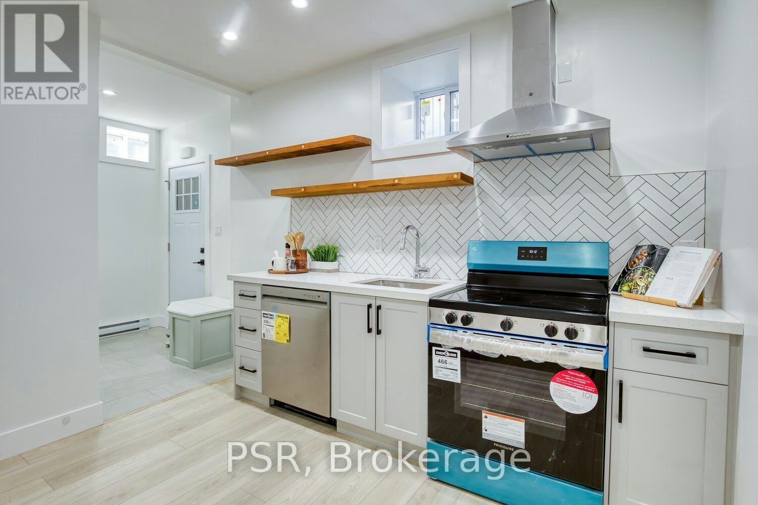 C-51 Dupont Street E, Waterloo, ON, N2J 2G8 - 13
