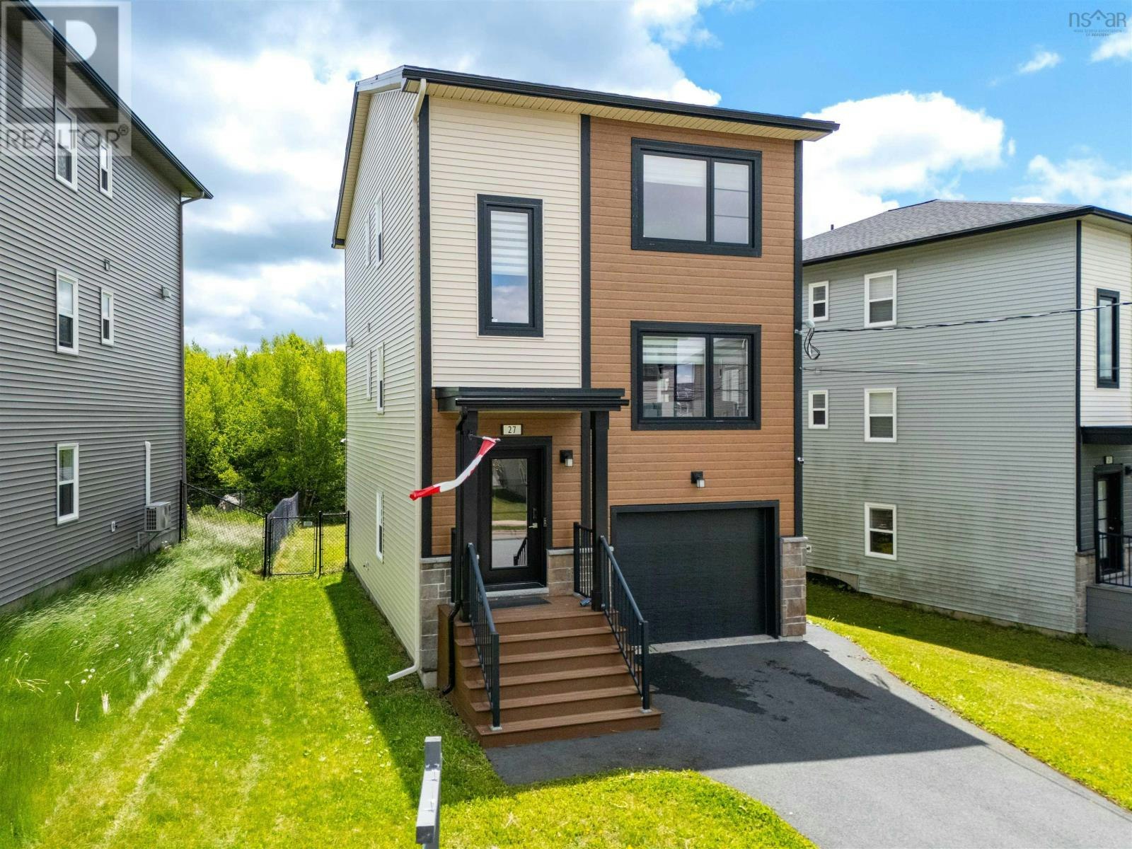 27 Onyx Crescent, Halifax, NS, B3P 0H5