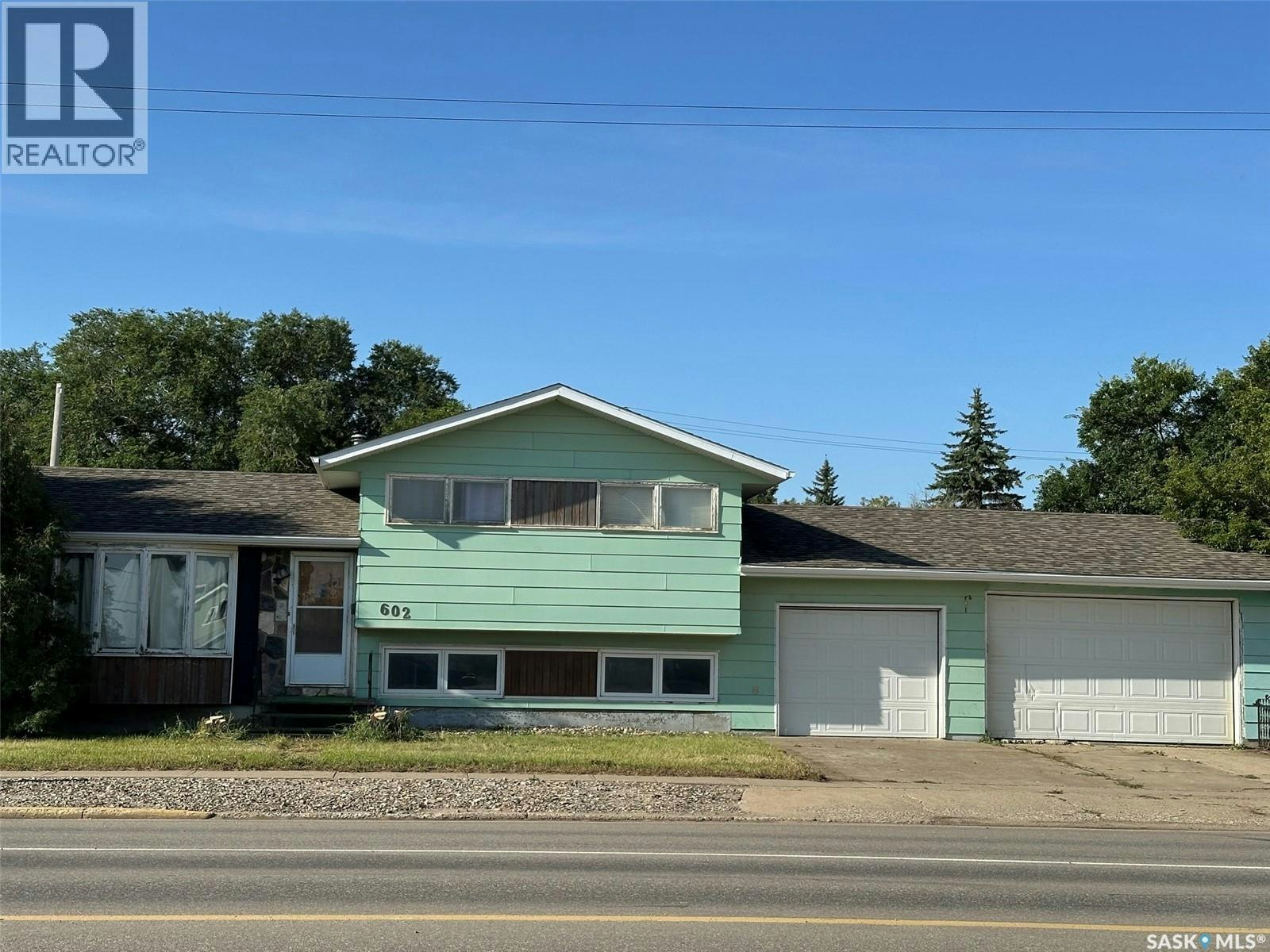 602 4th Street, Estevan, SK, S4A 0V5