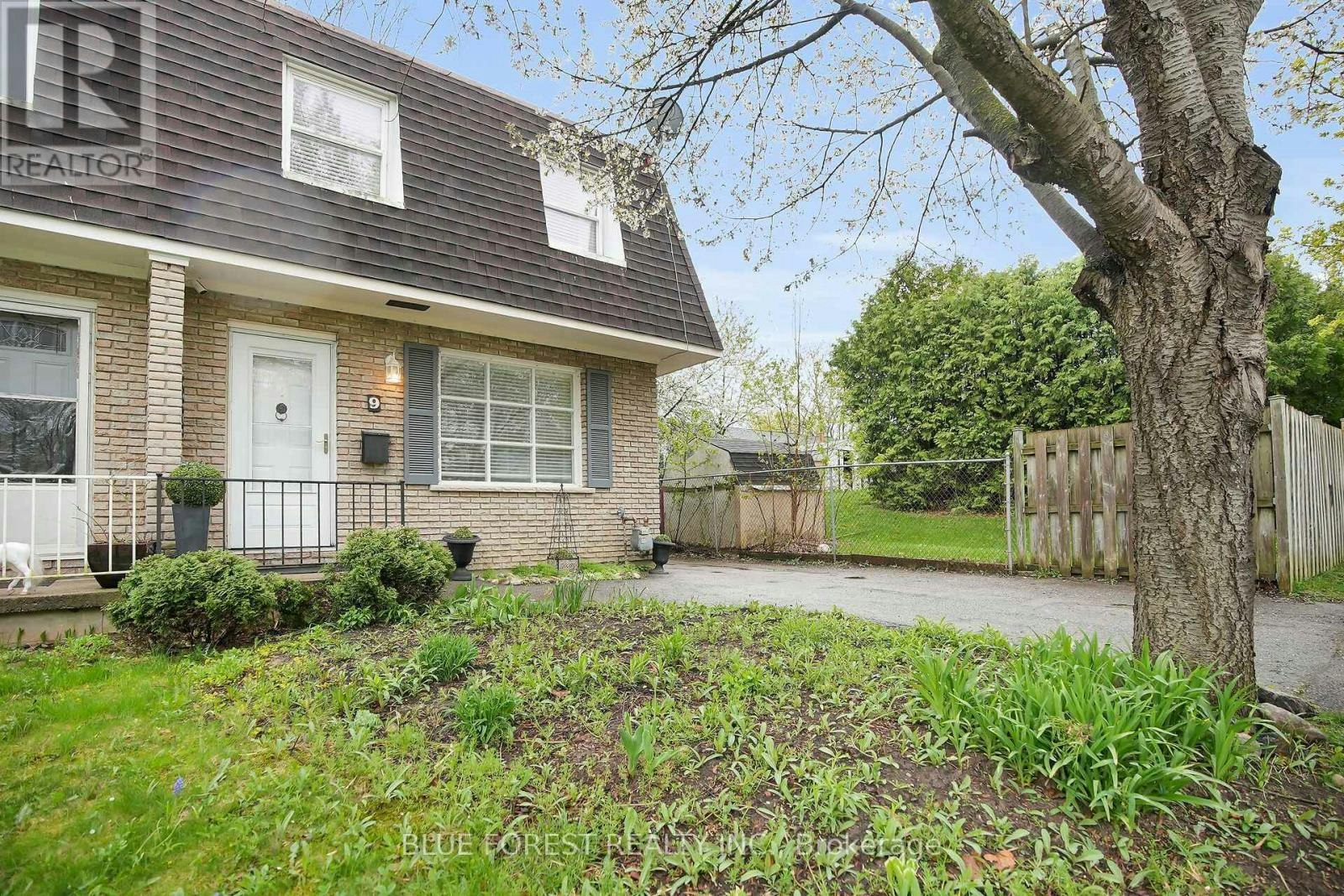 9 Ardsley Road, London, ON, N6G 2W3