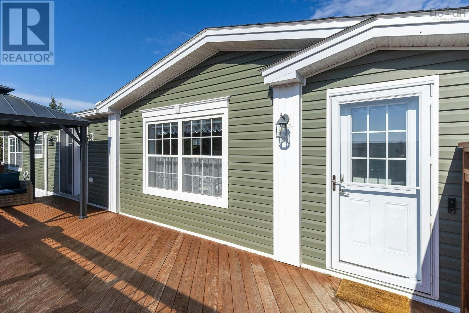 27 Eleventh Street, Lucasville, NS, B4B 0S3