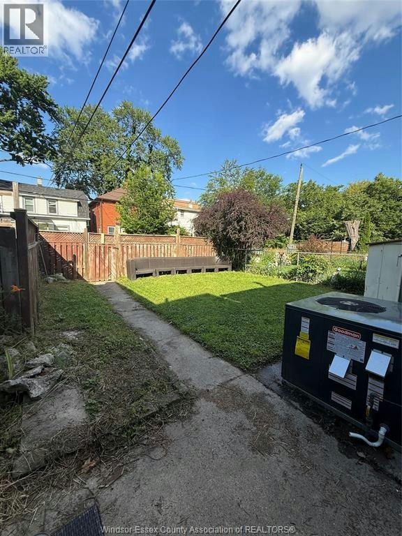 366 Bridge, Windsor, ON, N9B 2M4 - 3