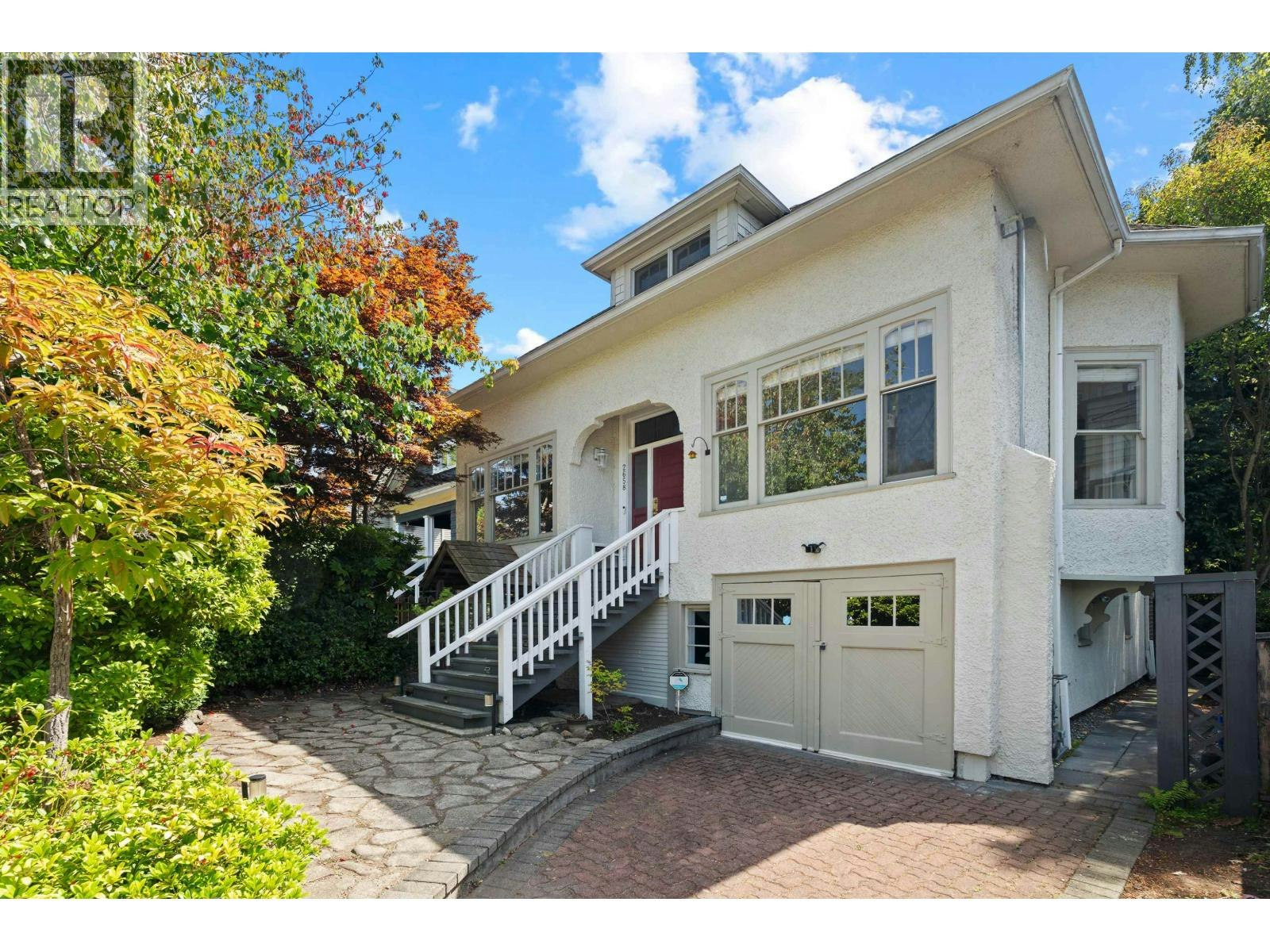 2656 W 3rd Avenue, Vancouver, BC, V6K 1M3