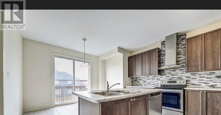 UPPER-153 Dance Act Avenue, Oshawa, ON, L1L 0H4 - 6