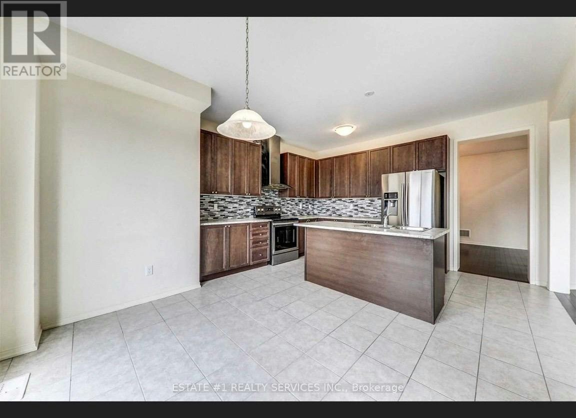UPPER-153 Dance Act Avenue, Oshawa, ON, L1L 0H4 - 7