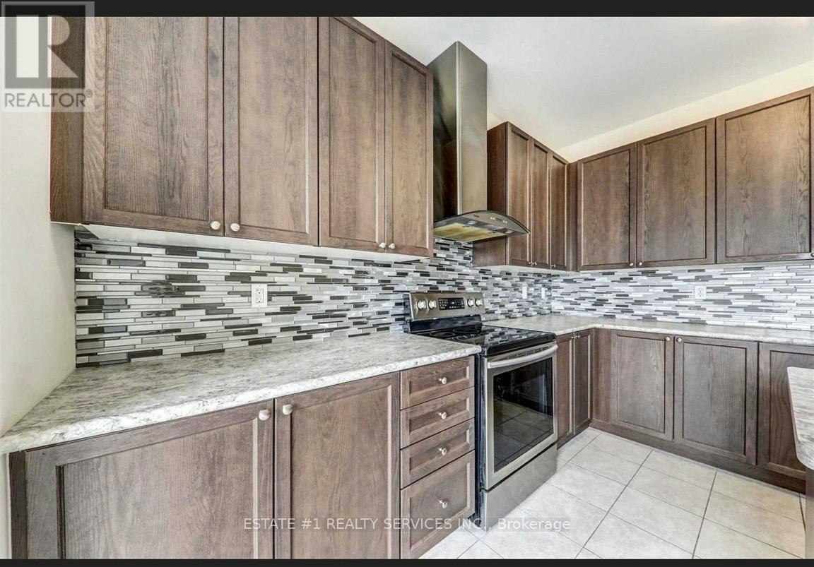 UPPER-153 Dance Act Avenue, Oshawa, ON, L1L 0H4 - 5