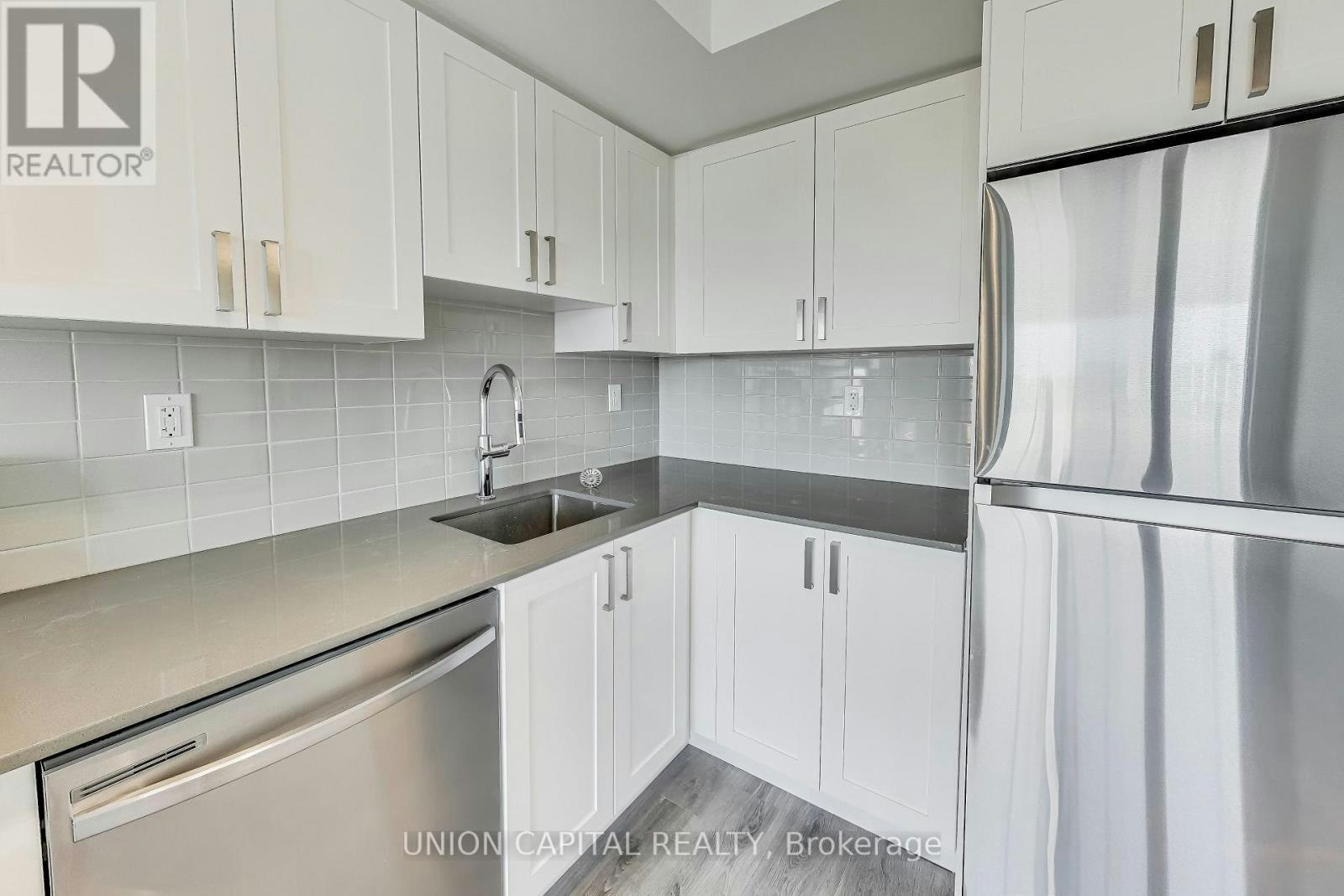 415-1435 Celebration Drive, Pickering, ON, L1W 0C4 - 14