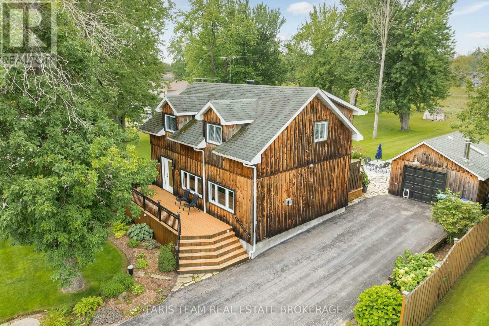 228 Bayshore Road, Innisfil, ON, L0L 1K0