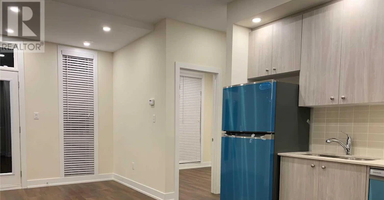 17-1 Bond Crescent, Richmond Hill, ON, L4E 3K2 - 4