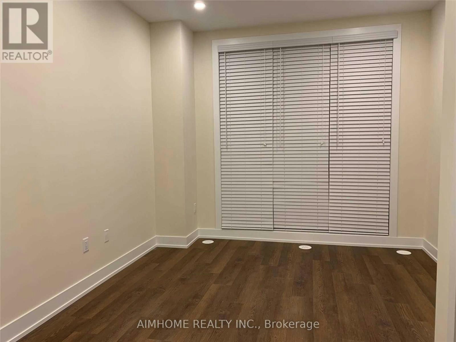 17-1 Bond Crescent, Richmond Hill, ON, L4E 3K2 - 7