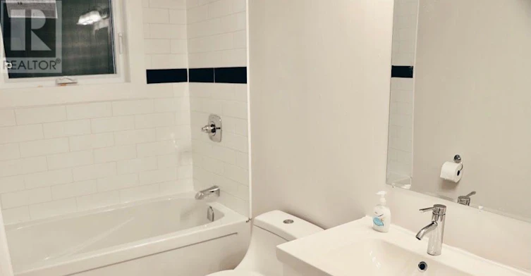 A-1892 Kingsdale Avenue, Ottawa, ON, K1T 1J1 - 15