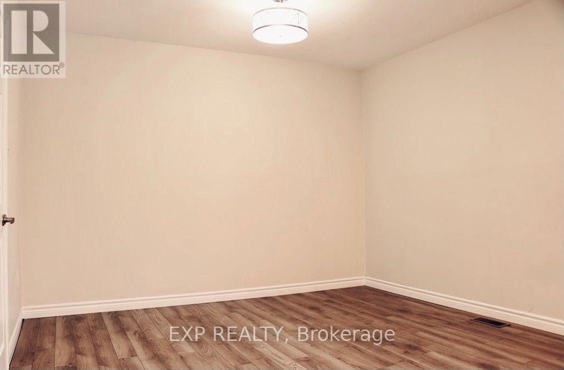 A-1892 Kingsdale Avenue, Ottawa, ON, K1T 1J1 - 12