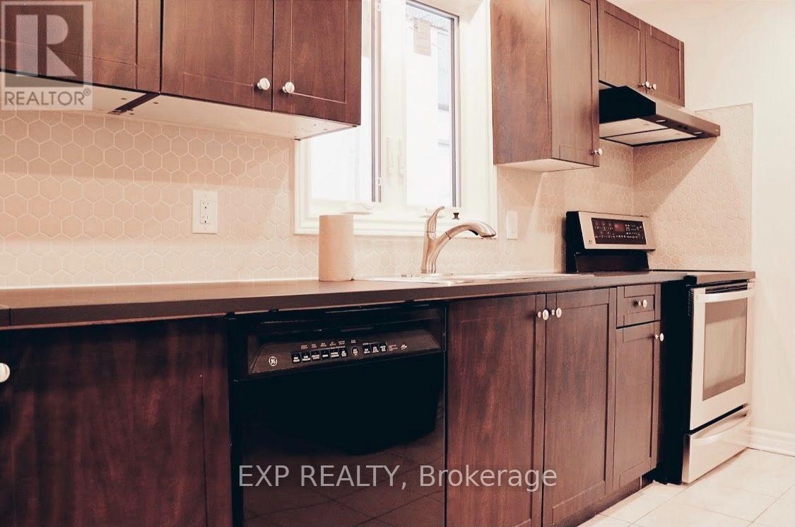 A-1892 Kingsdale Avenue, Ottawa, ON, K1T 1J1 - 8