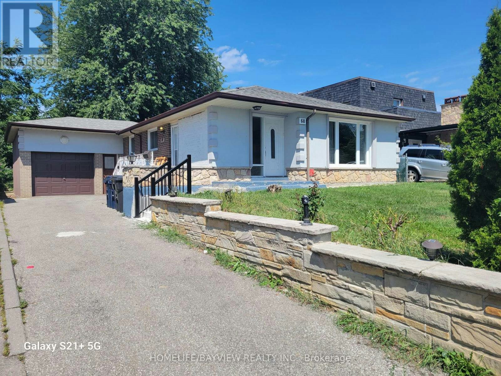 68 Broadoaks(main Floor Only Drive, Toronto, ON, M3J 1E4