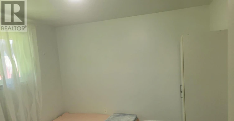 68 Broadoaks(main Floor Only Drive, Toronto, ON, M3J 1E4 - 12