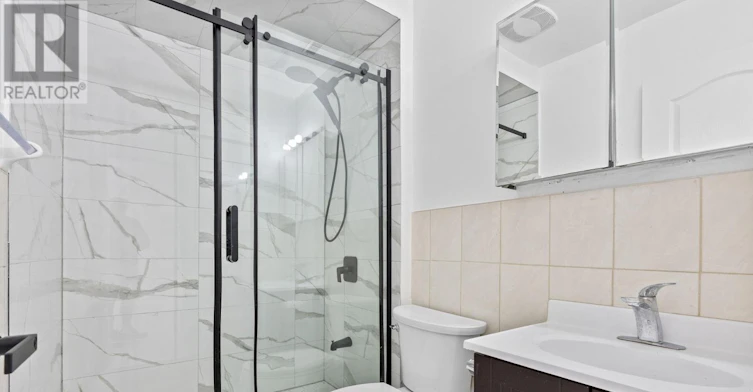 3-2922 Islington Avenue, Toronto, ON, M9L 2K4 - 8