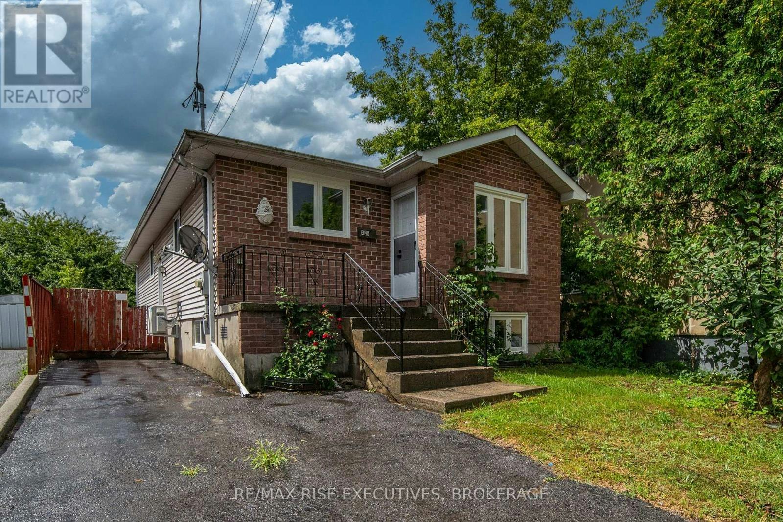 426 Montreal Street, Kingston, ON, K7K 3H7
