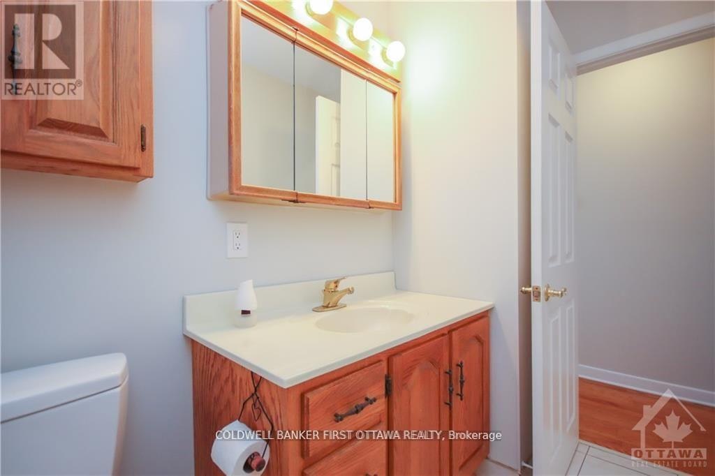 74 Hilliard Avenue, Ottawa, ON, K2E 6C1 - 18