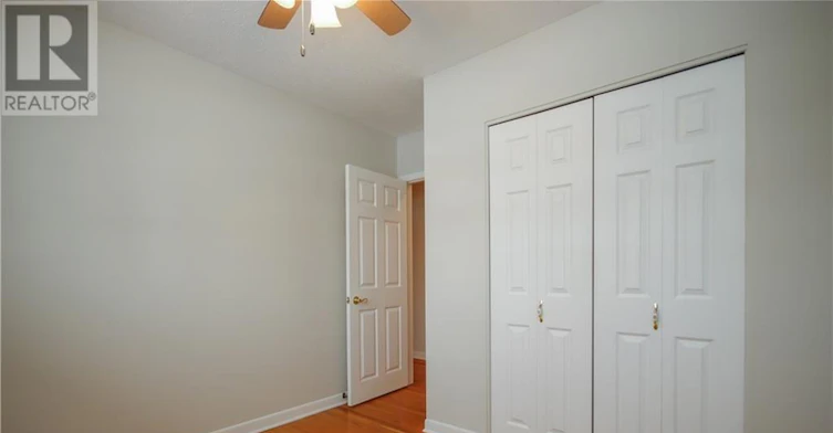 74 Hilliard Avenue, Ottawa, ON, K2E 6C1 - 16