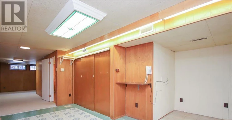 74 Hilliard Avenue, Ottawa, ON, K2E 6C1 - 23
