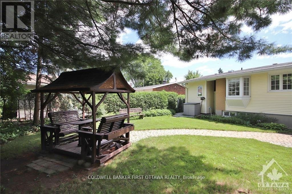 74 Hilliard Avenue, Ottawa, ON, K2E 6C1 - 28