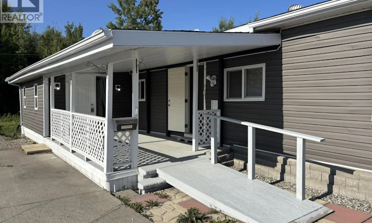 17-562 Elm Street