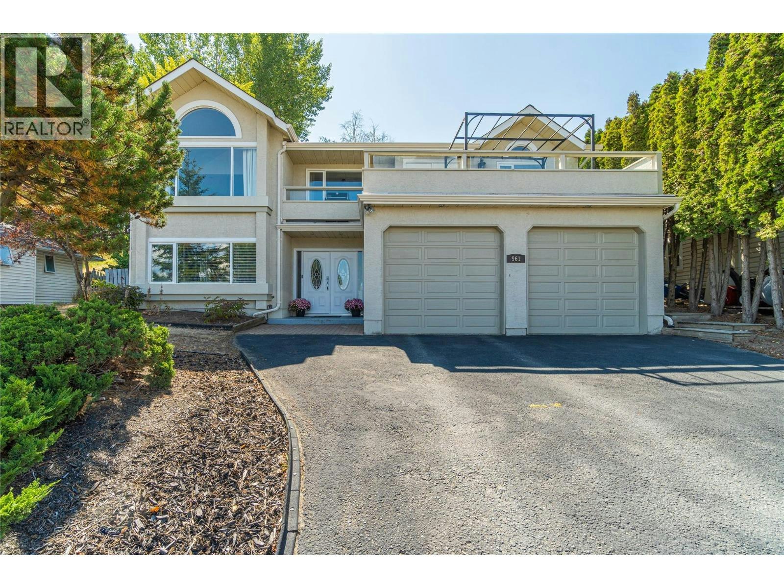 961 Greystone Crescent, Kamloops, BC, V1S 1K7