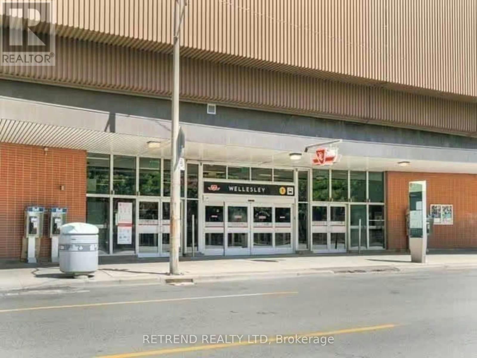 209-8 Wellesley Street E, Toronto, ON, M4Y 3B2 - 10