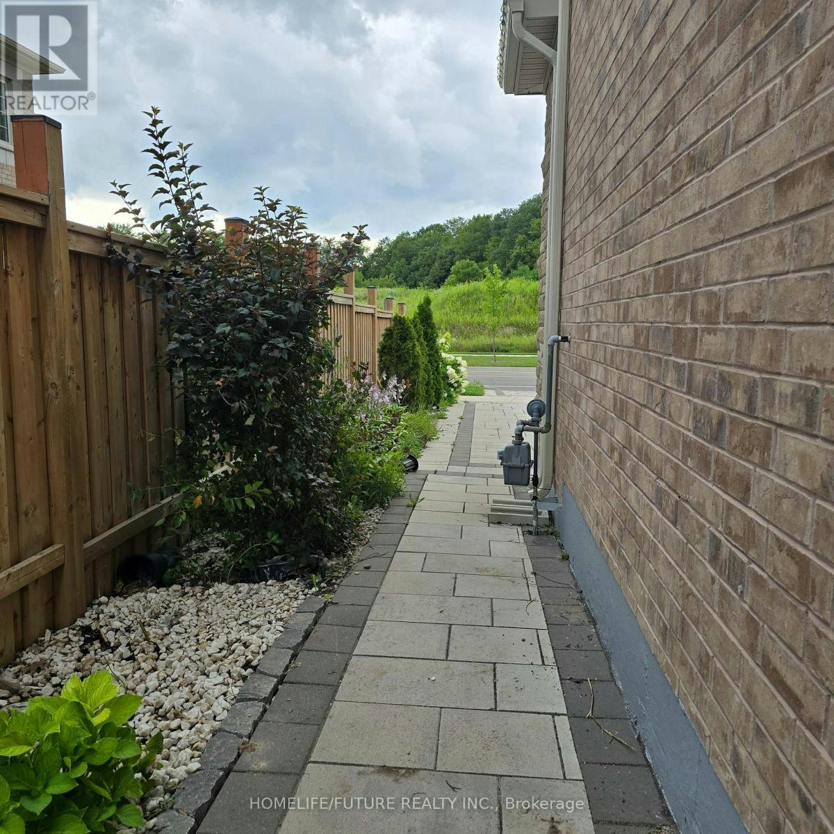 BSMT-396 Kirkham Drive, Markham, ON, L3S 0E4 - 3