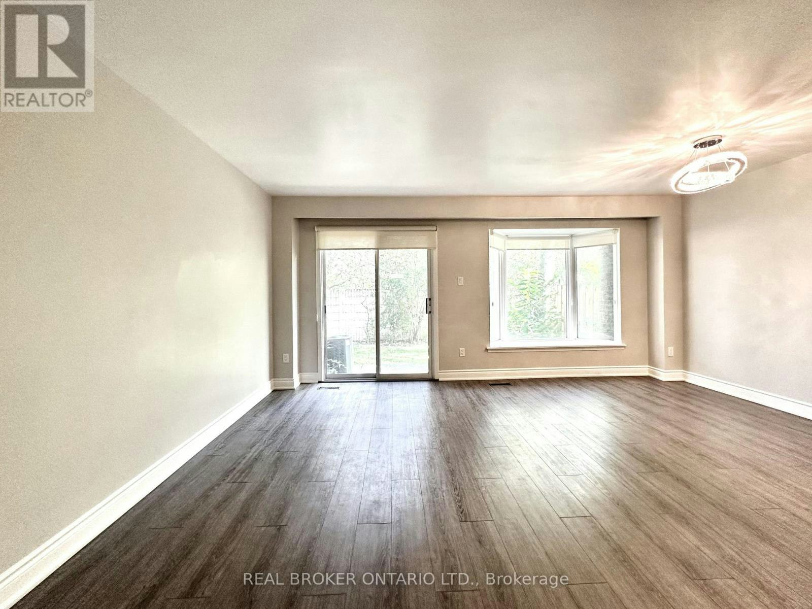 8-1485 Gulleden Drive, Mississauga, ON, L4X 2T2 - 5