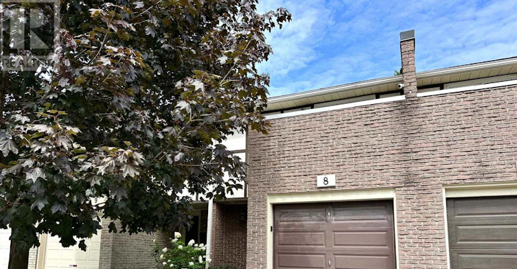 8-1485 Gulleden Drive, Mississauga, ON, L4X 2T2