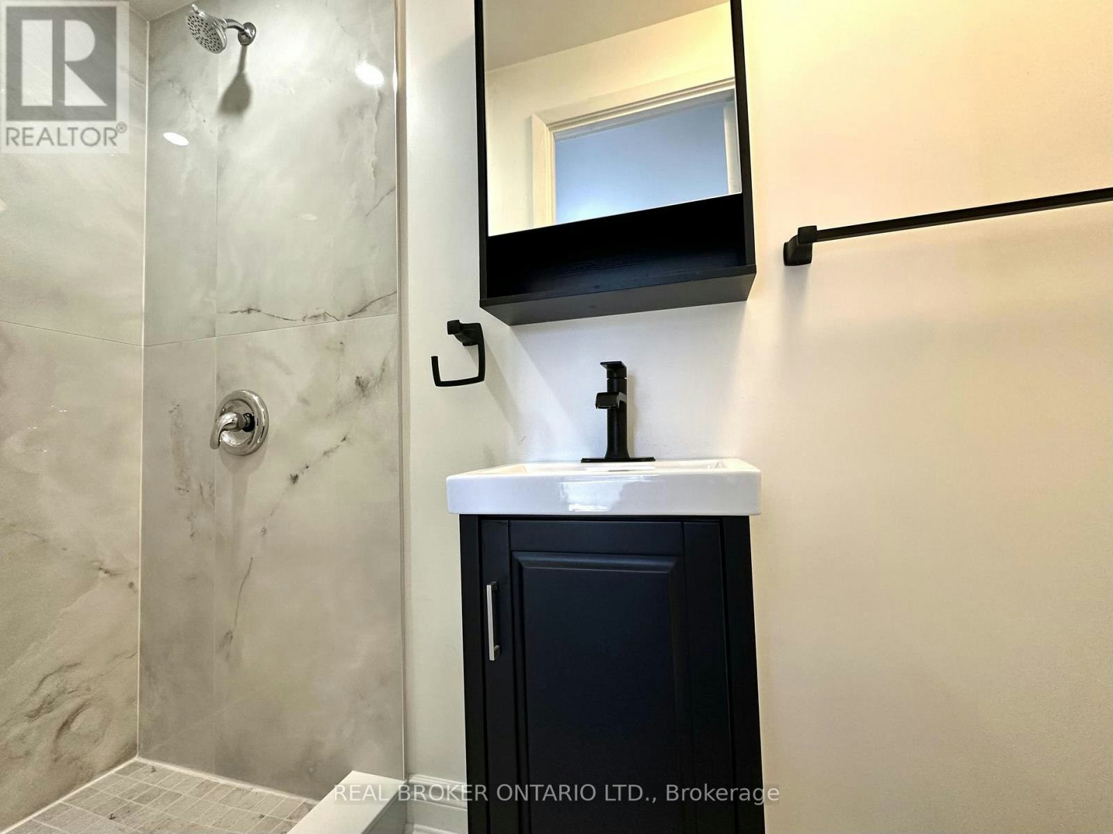 8-1485 Gulleden Drive, Mississauga, ON, L4X 2T2 - 24