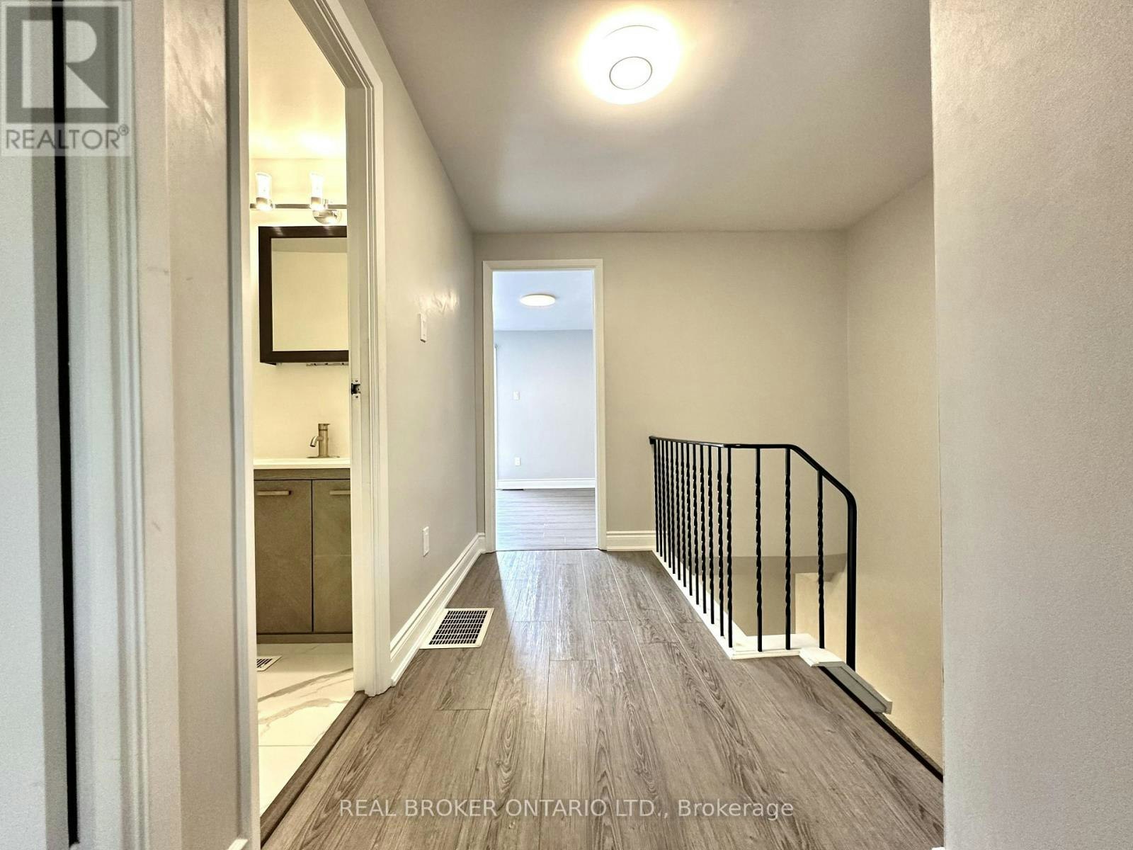 8-1485 Gulleden Drive, Mississauga, ON, L4X 2T2 - 18