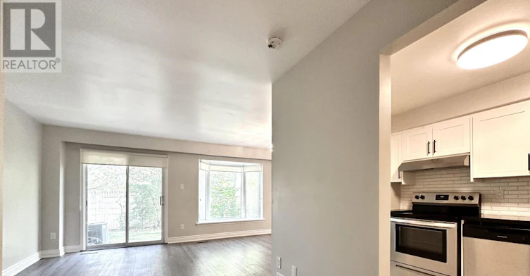 8-1485 Gulleden Drive, Mississauga, ON, L4X 2T2 - 2