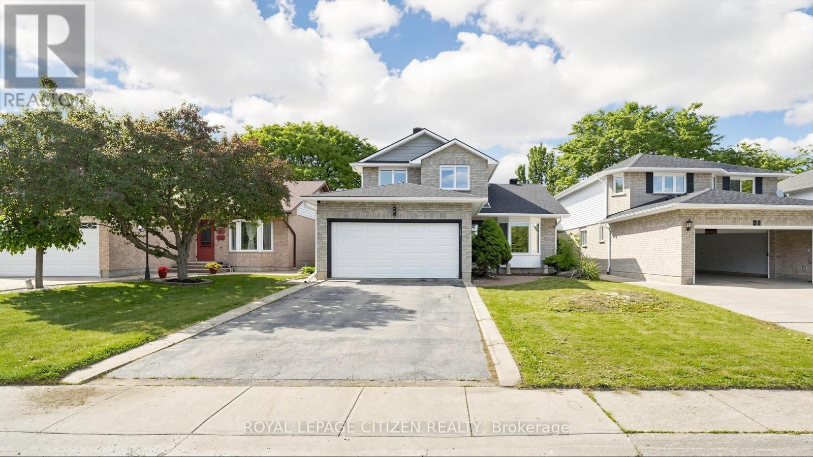 27 Emperor Avenue, Hamilton, ON, L9B 2E6