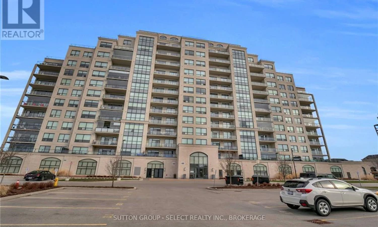 1002-260 Villagewalk Boulevard