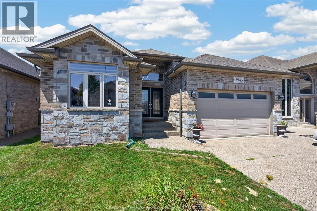 3945 Zanzibar Crescent, Windsor, ON, N9G 0A5