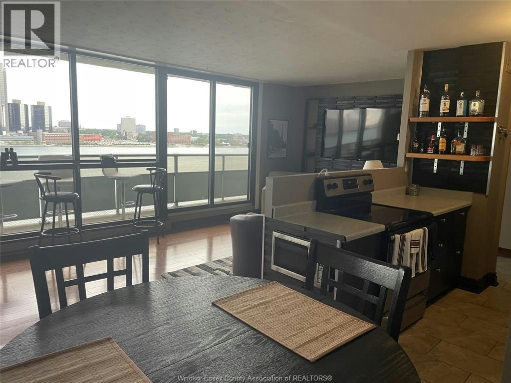 1403-111 Riverside Drive East, Windsor, ON, N9A 2S6 - 4