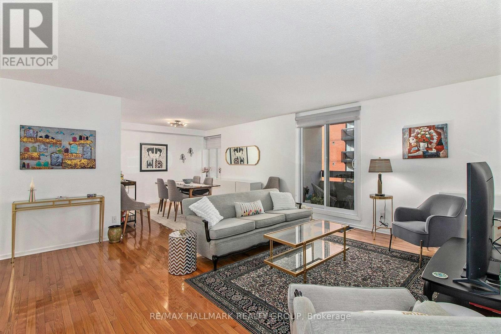 601-141 Somerset Street W, Ottawa, ON, K2P 2H1 - 2