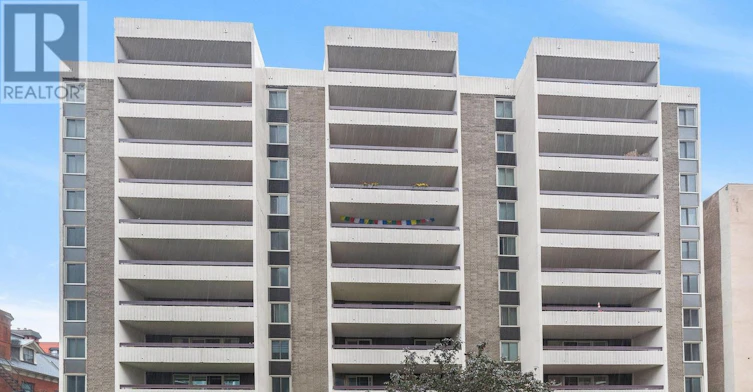 601-141 Somerset Street W, Ottawa, ON, K2P 2H1