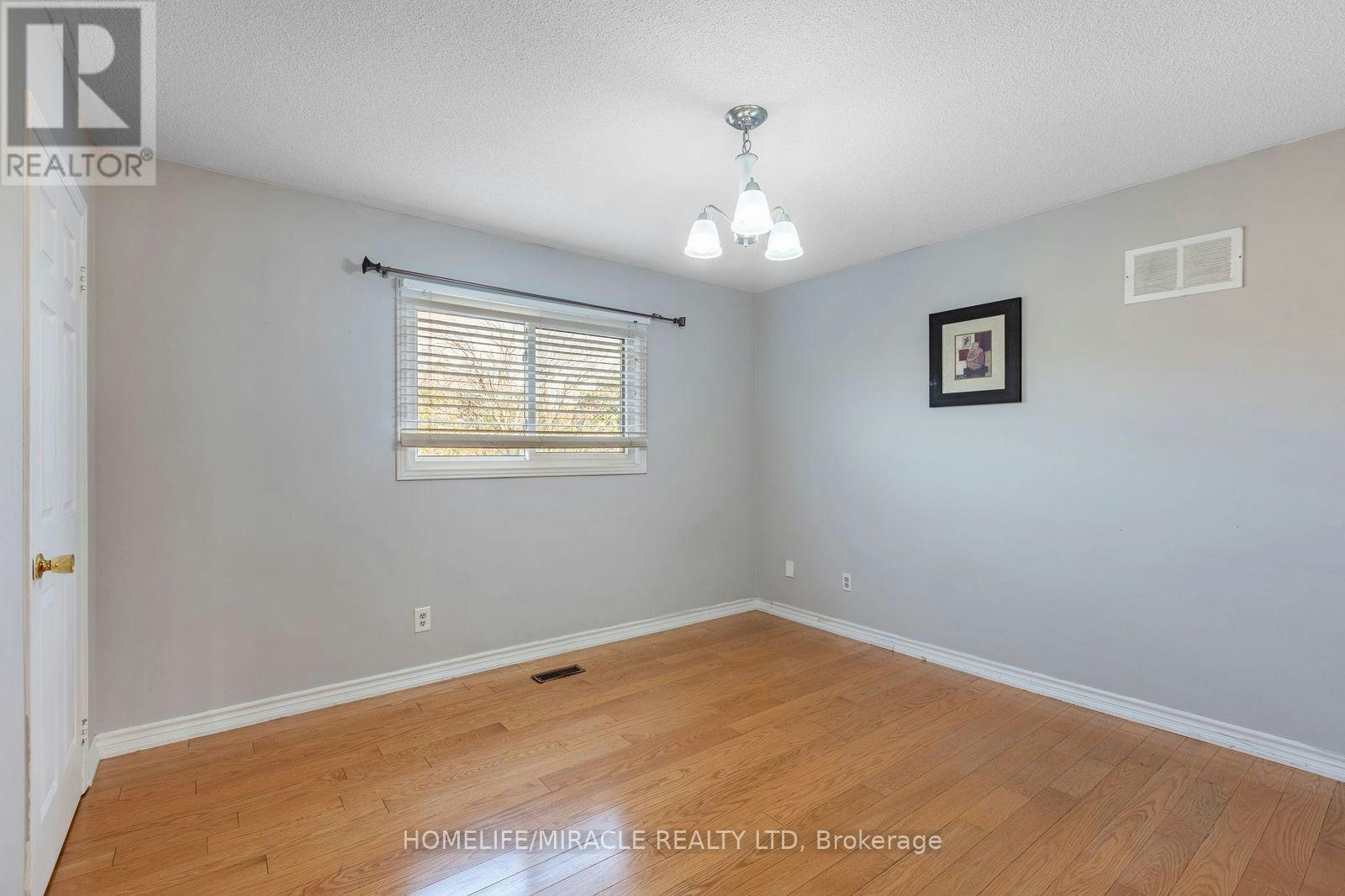 958 Summerbreeze Court, Mississauga, ON, L5V 1C9 - 20