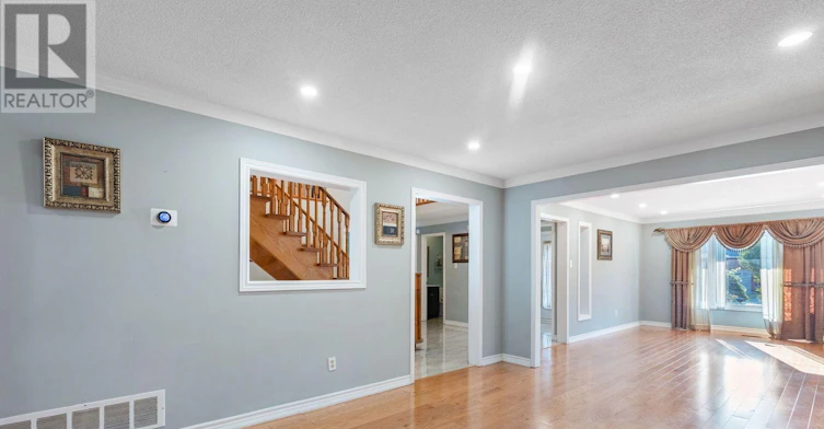958 Summerbreeze Court, Mississauga, ON, L5V 1C9 - 7