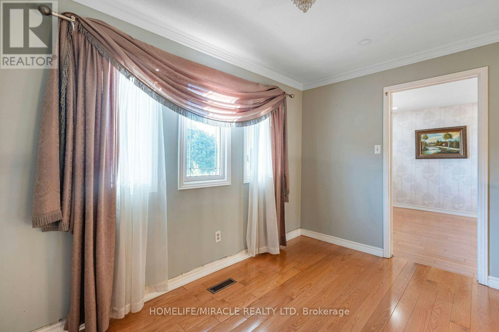 958 Summerbreeze Court, Mississauga, ON, L5V 1C9 - 15