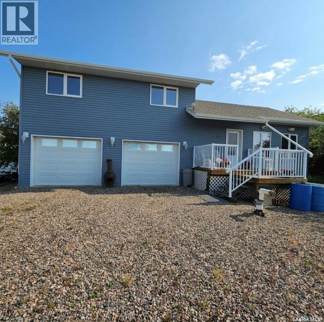 14 Pine Crescent, Candle Lake, SK, S0J 3E0