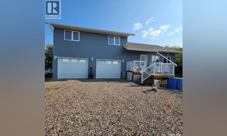 14 Pine Crescent