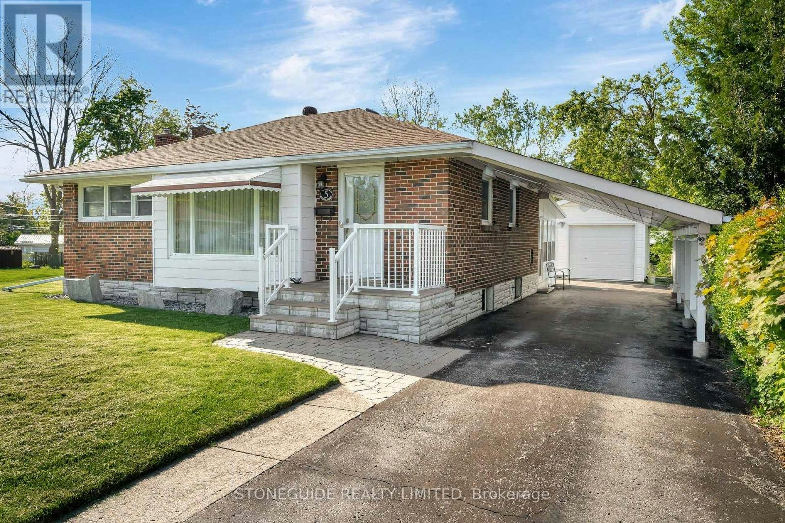 5 Armour Court, Kawartha Lakes, ON, K9V 1N9