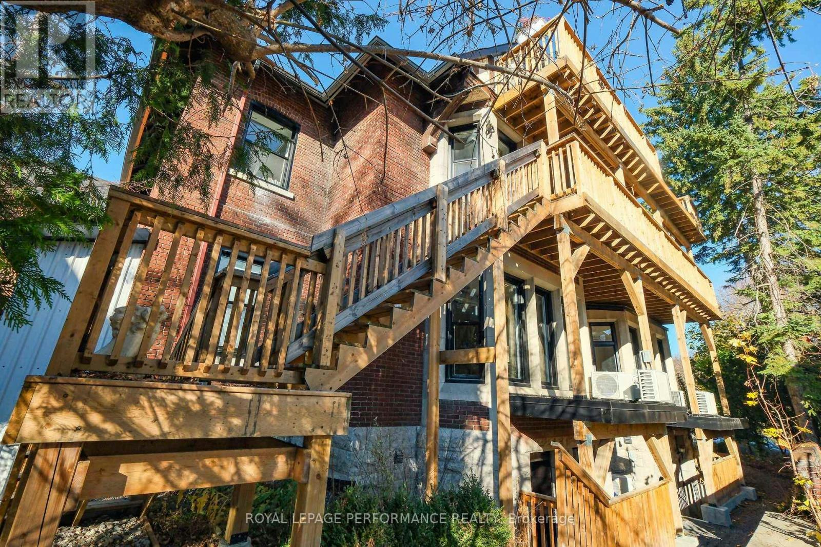 8-4 Range Road, Ottawa, ON, K1N 8J3 - 6
